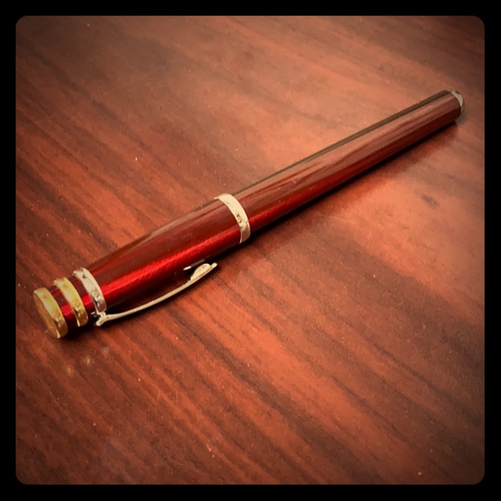 Cartier trinity red lacquer pen